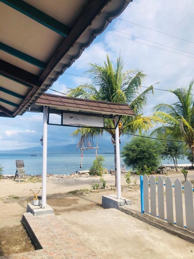 Youpy Bungalows Gili Air Bagian luar foto