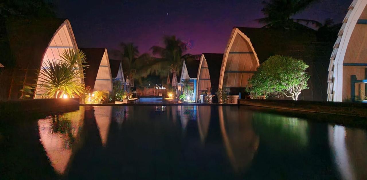 Youpy Bungalows Gili Air Bagian luar foto
