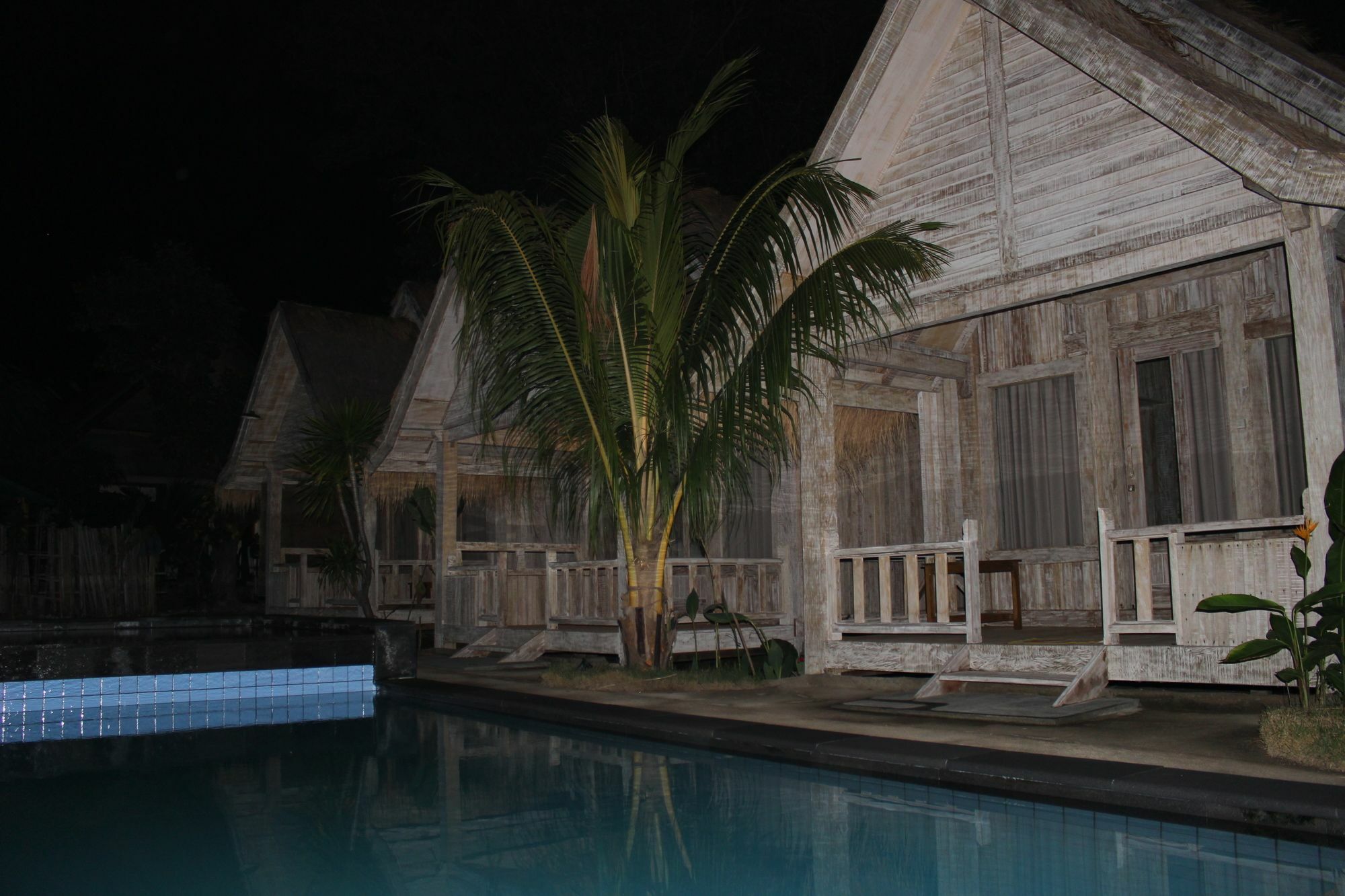 Youpy Bungalows Gili Air Bagian luar foto