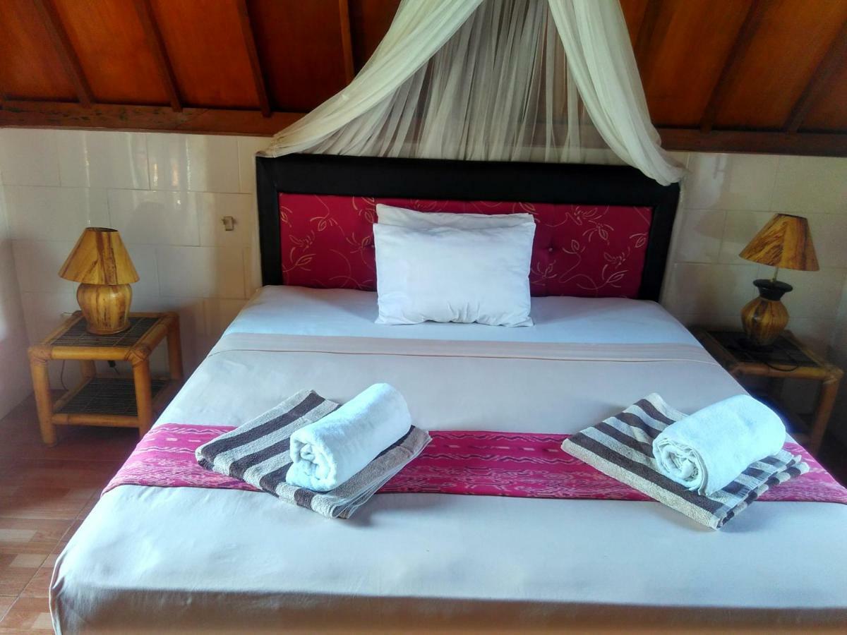 Youpy Bungalows Gili Air Bagian luar foto