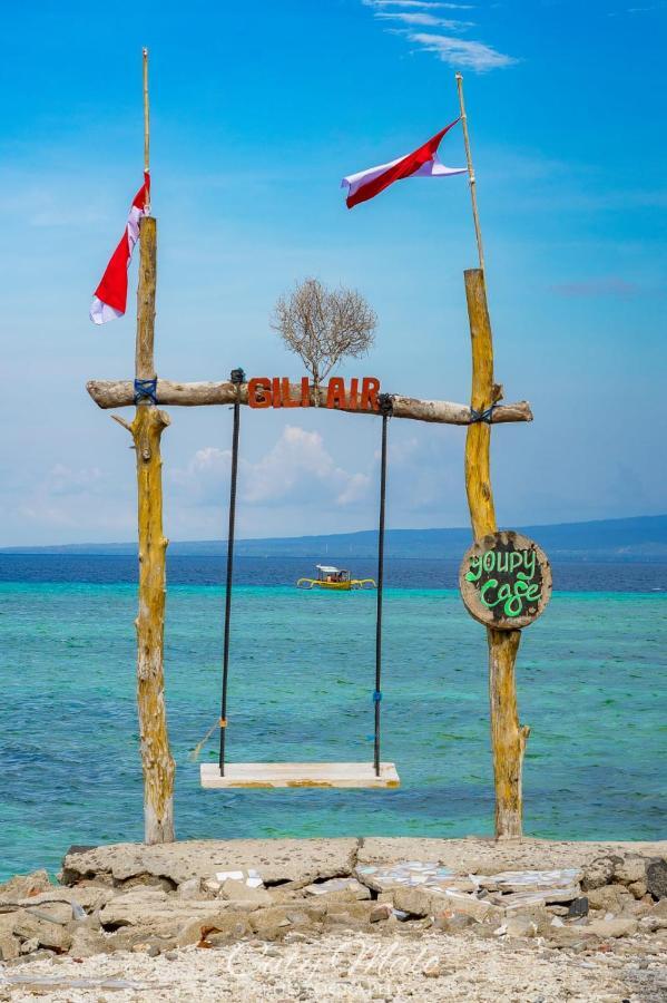 Youpy Bungalows Gili Air Bagian luar foto